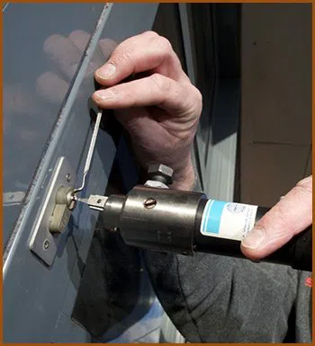 Interstate Locksmith Shop Las Vegas, NV 702-560-5692 Interstate Locksmith Shop Las Vegas, NV 702-560-5692 - 11-commercial-locksmith-service
